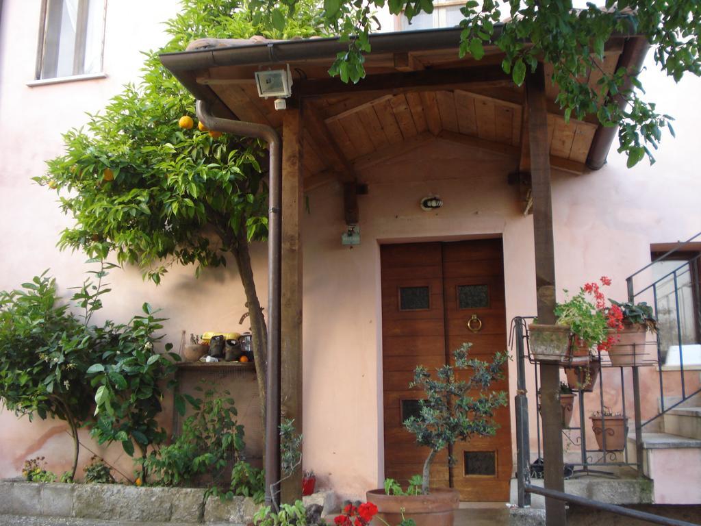 סן דונטו ואל די קומינו Agriturismo La Fattoria מראה חיצוני תמונה