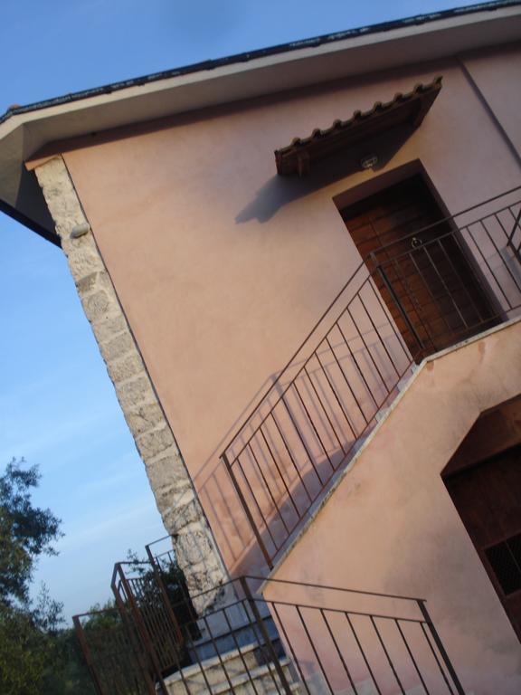 סן דונטו ואל די קומינו Agriturismo La Fattoria מראה חיצוני תמונה